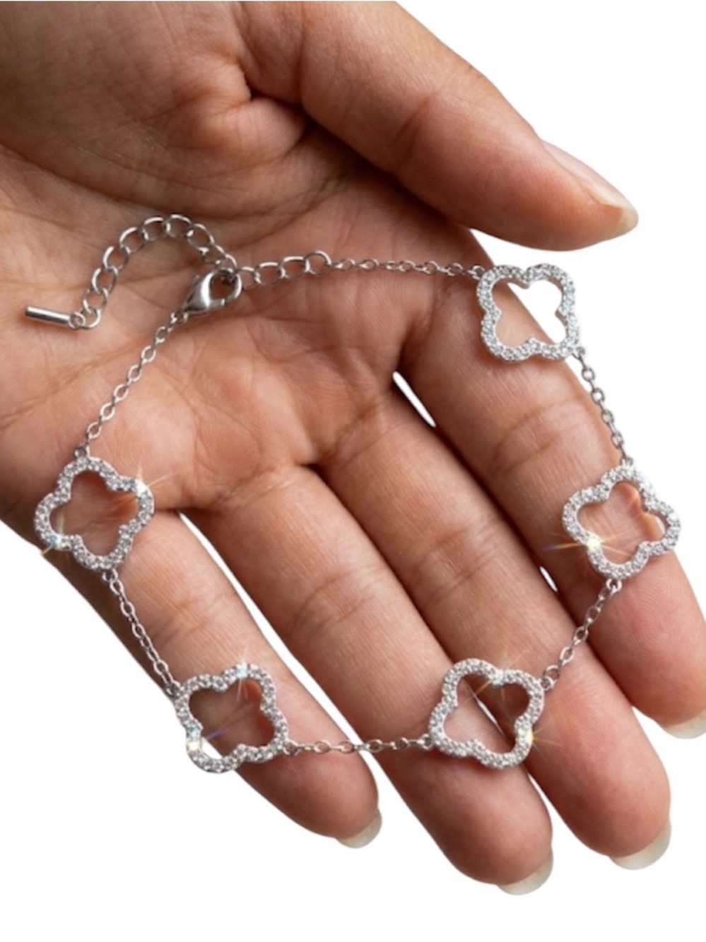 Dainty Silver 5 Motif Clover Bracelet | Sparkling Clear Crystals New
C3
